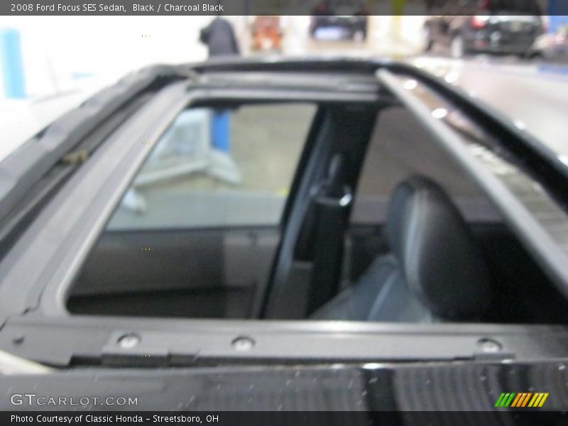 Black / Charcoal Black 2008 Ford Focus SES Sedan