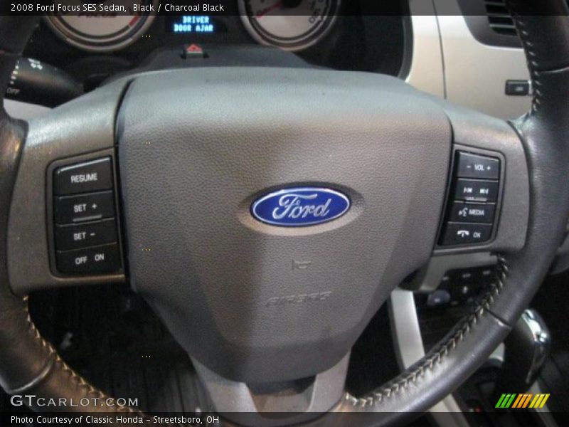 Black / Charcoal Black 2008 Ford Focus SES Sedan
