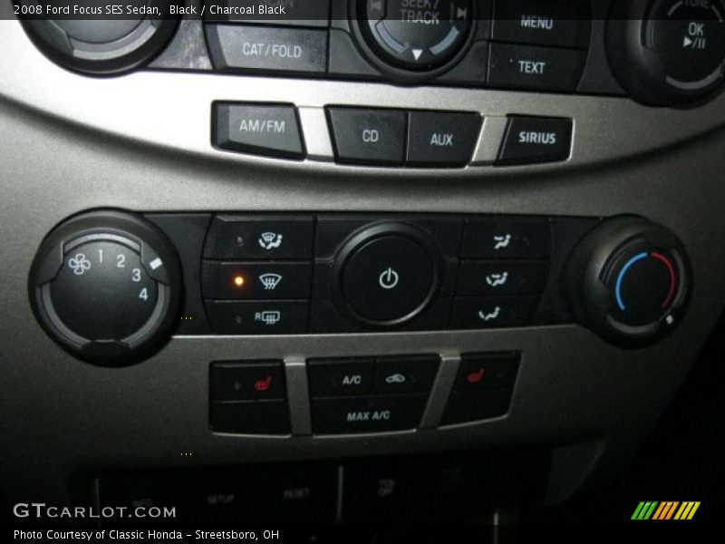 Black / Charcoal Black 2008 Ford Focus SES Sedan
