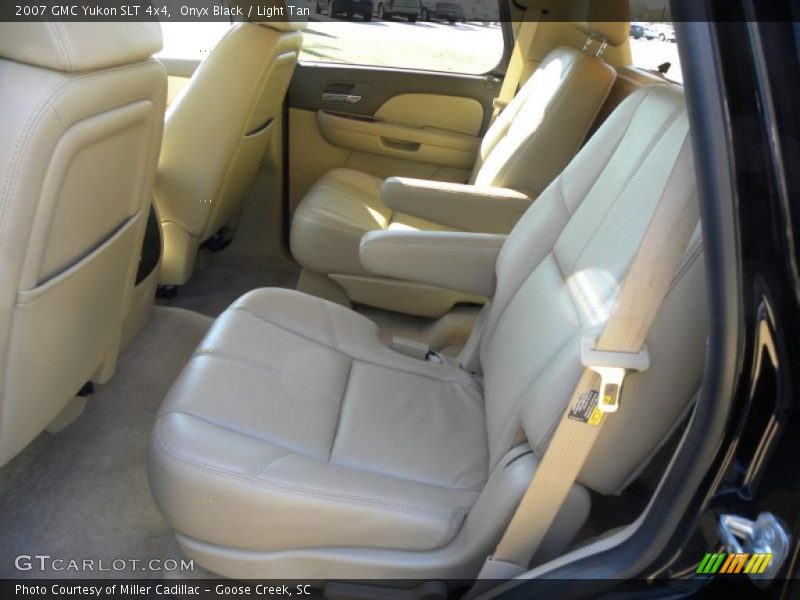 Onyx Black / Light Tan 2007 GMC Yukon SLT 4x4