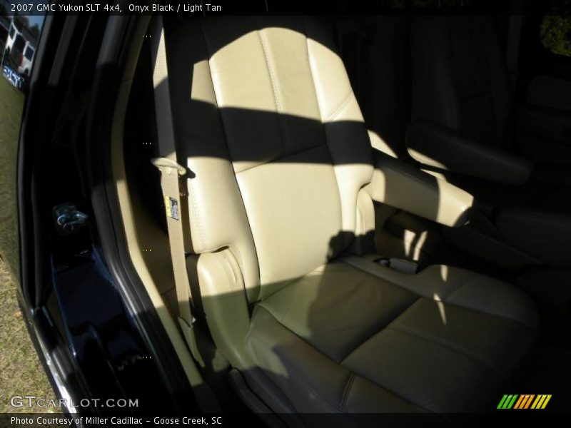 Onyx Black / Light Tan 2007 GMC Yukon SLT 4x4