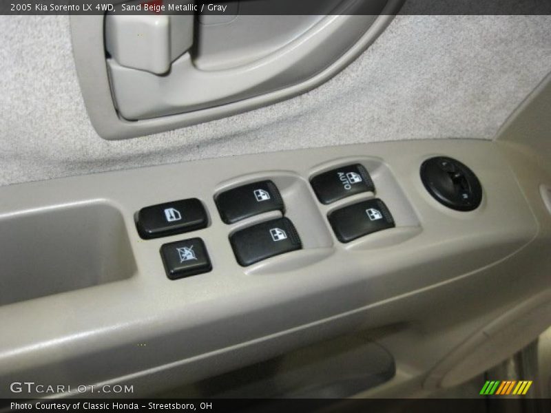 Sand Beige Metallic / Gray 2005 Kia Sorento LX 4WD