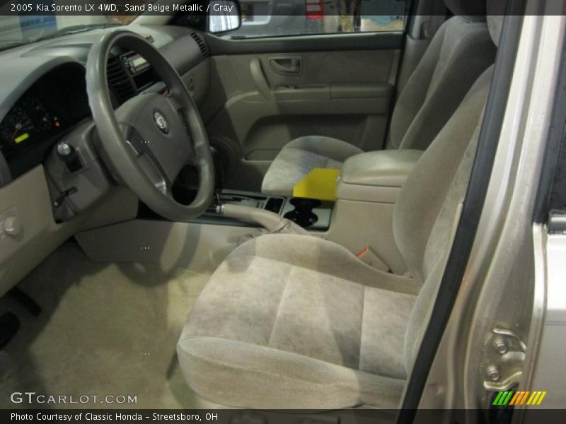 Sand Beige Metallic / Gray 2005 Kia Sorento LX 4WD