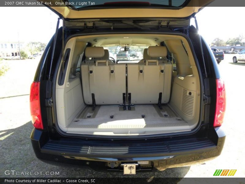 Onyx Black / Light Tan 2007 GMC Yukon SLT 4x4