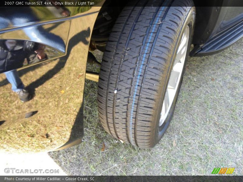 Onyx Black / Light Tan 2007 GMC Yukon SLT 4x4