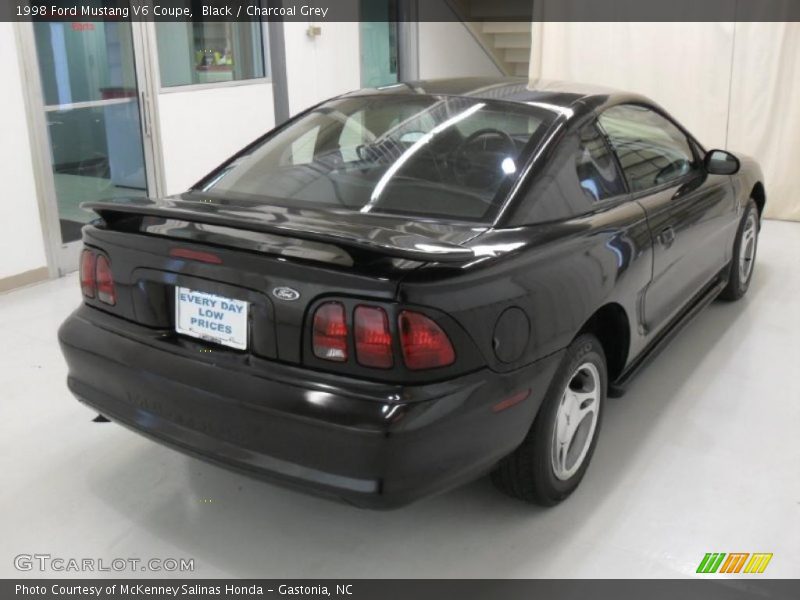 Black / Charcoal Grey 1998 Ford Mustang V6 Coupe