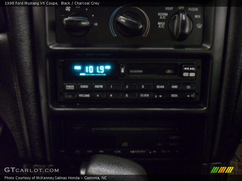 Black / Charcoal Grey 1998 Ford Mustang V6 Coupe