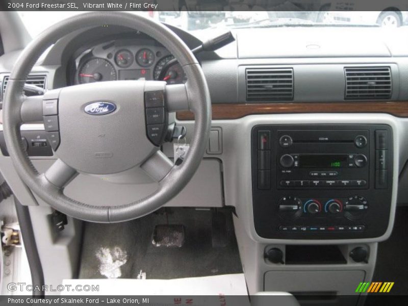 Vibrant White / Flint Grey 2004 Ford Freestar SEL