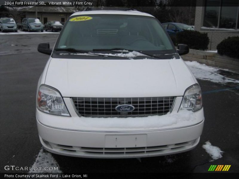 Vibrant White / Flint Grey 2004 Ford Freestar SEL