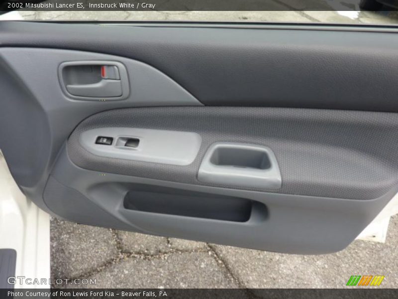 Innsbruck White / Gray 2002 Mitsubishi Lancer ES