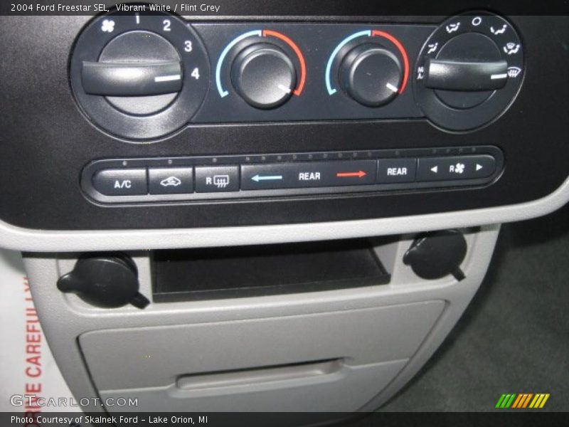 Controls of 2004 Freestar SEL