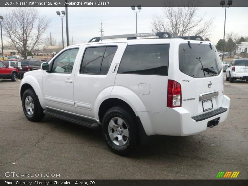 Avalanche White / Desert 2007 Nissan Pathfinder SE 4x4