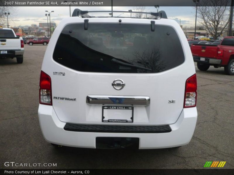 Avalanche White / Desert 2007 Nissan Pathfinder SE 4x4