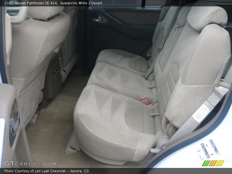 Avalanche White / Desert 2007 Nissan Pathfinder SE 4x4