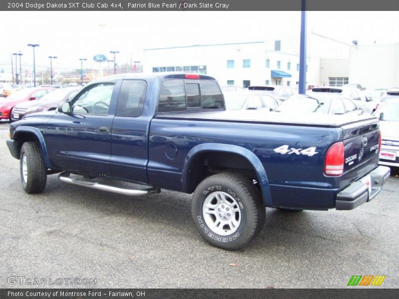Patriot Blue Pearl / Dark Slate Gray 2004 Dodge Dakota SXT Club Cab 4x4