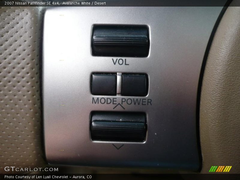 Avalanche White / Desert 2007 Nissan Pathfinder SE 4x4