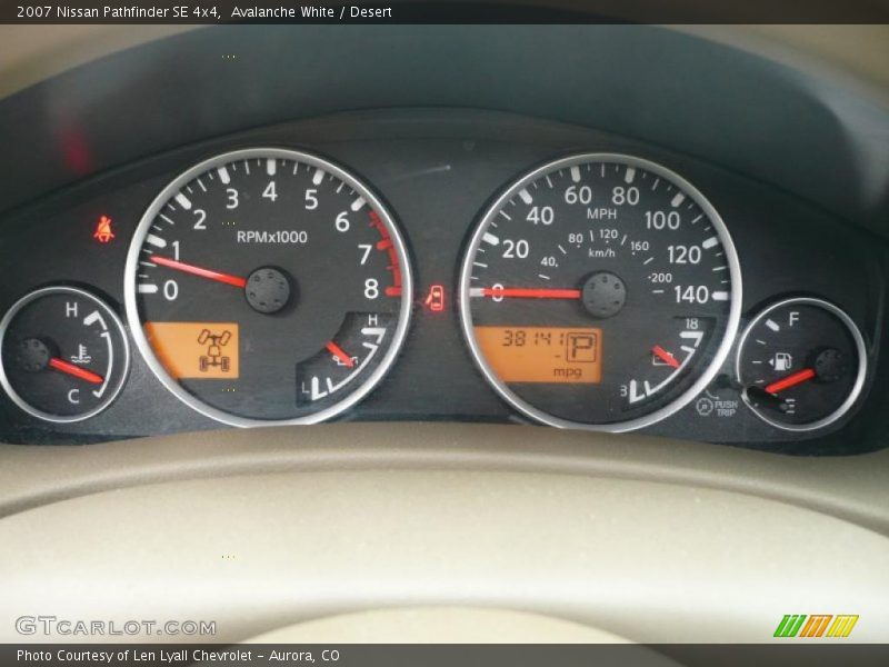 Avalanche White / Desert 2007 Nissan Pathfinder SE 4x4