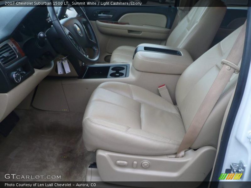  2007 Suburban 1500 LT Light Cashmere/Ebony Interior