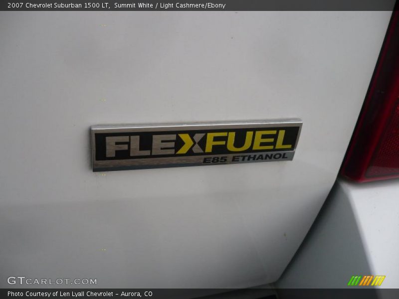  2007 Suburban 1500 LT Logo