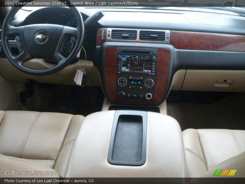 Light Cashmere/Ebony Interior - 2007 Suburban 1500 LT 