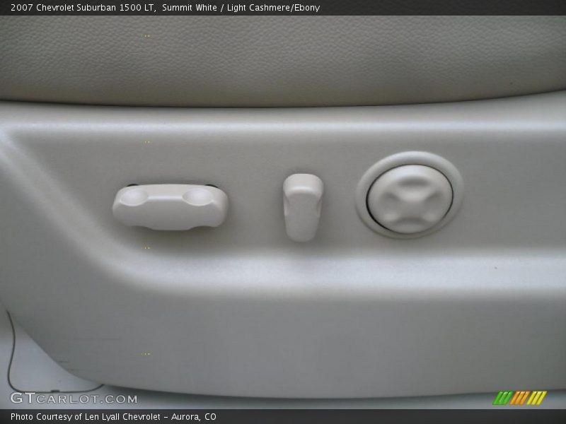 Summit White / Light Cashmere/Ebony 2007 Chevrolet Suburban 1500 LT