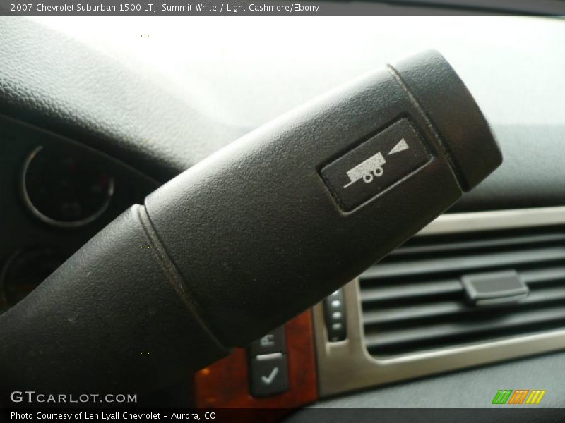 Summit White / Light Cashmere/Ebony 2007 Chevrolet Suburban 1500 LT