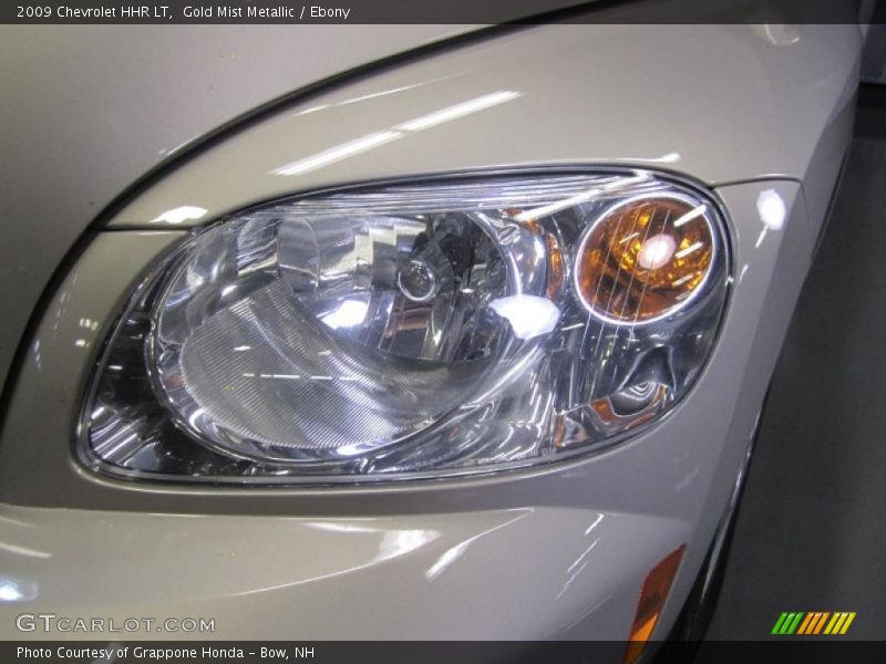 Gold Mist Metallic / Ebony 2009 Chevrolet HHR LT
