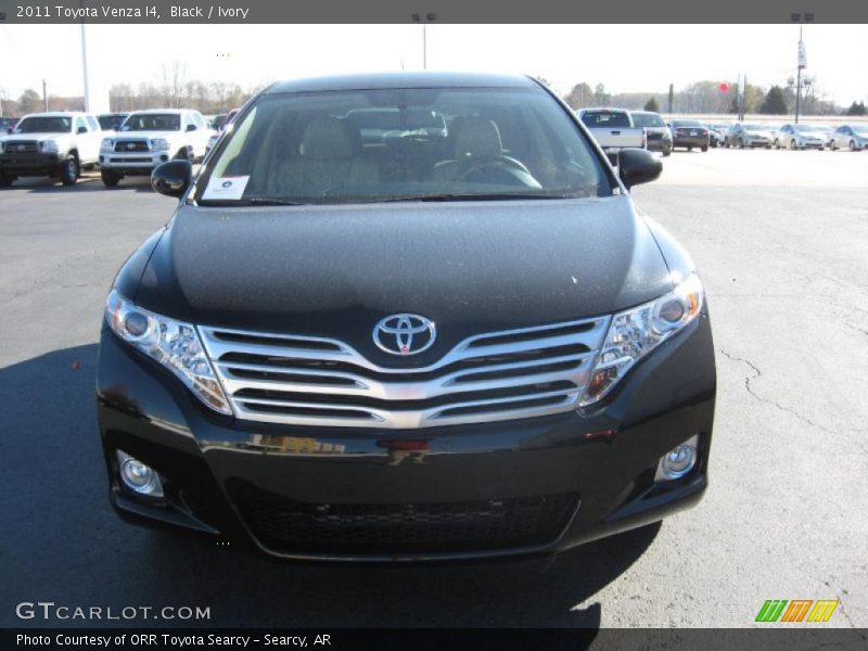 Black / Ivory 2011 Toyota Venza I4