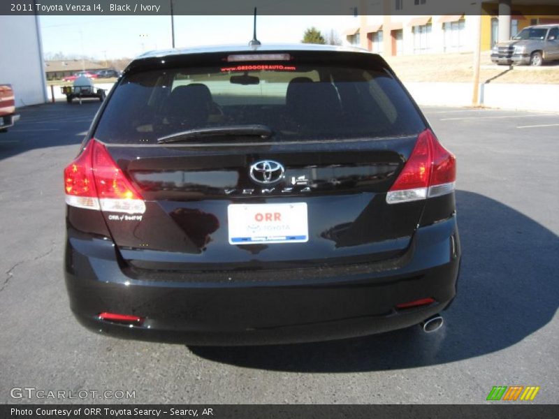 Black / Ivory 2011 Toyota Venza I4