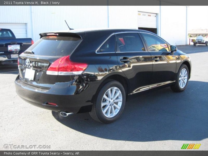 Black / Ivory 2011 Toyota Venza I4