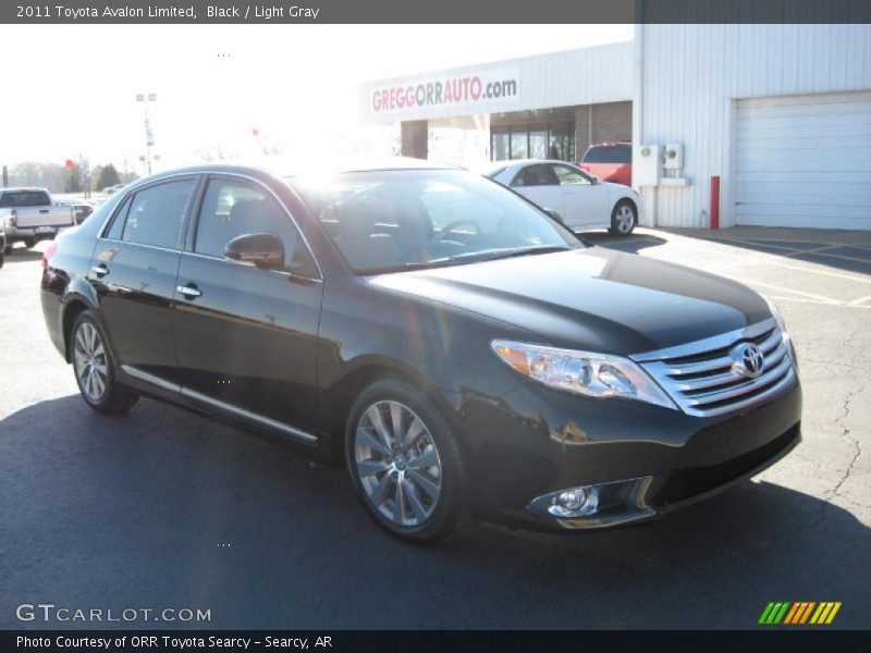 Black / Light Gray 2011 Toyota Avalon Limited