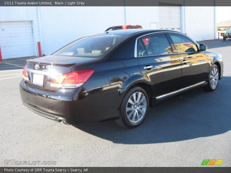 Black / Light Gray 2011 Toyota Avalon Limited