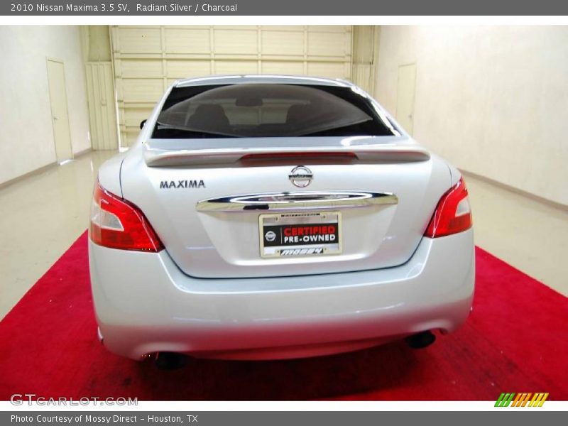 Radiant Silver / Charcoal 2010 Nissan Maxima 3.5 SV