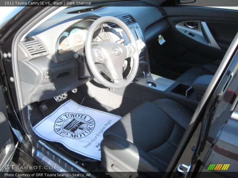 Black / Dark Charcoal 2011 Toyota Camry SE V6