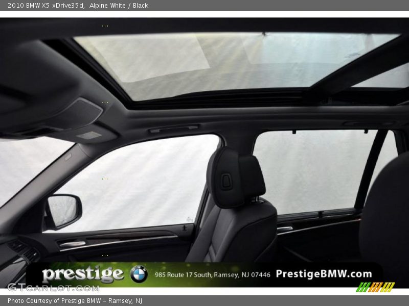 Alpine White / Black 2010 BMW X5 xDrive35d