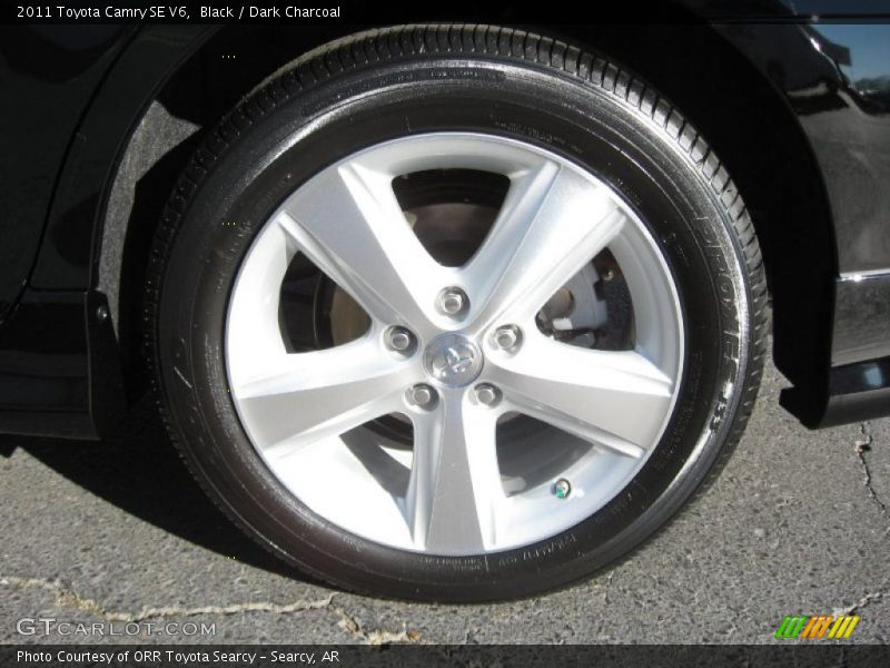 Black / Dark Charcoal 2011 Toyota Camry SE V6