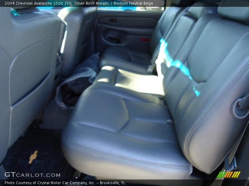 Silver Birch Metallic / Medium Neutral Beige 2004 Chevrolet Avalanche 1500 Z66