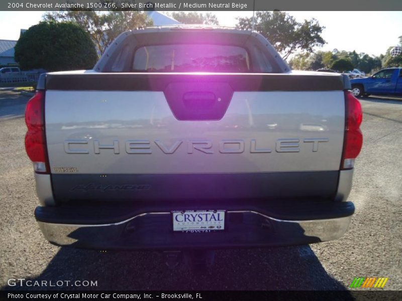 Silver Birch Metallic / Medium Neutral Beige 2004 Chevrolet Avalanche 1500 Z66