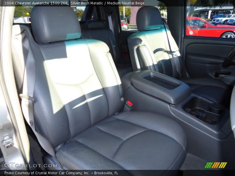 Silver Birch Metallic / Medium Neutral Beige 2004 Chevrolet Avalanche 1500 Z66