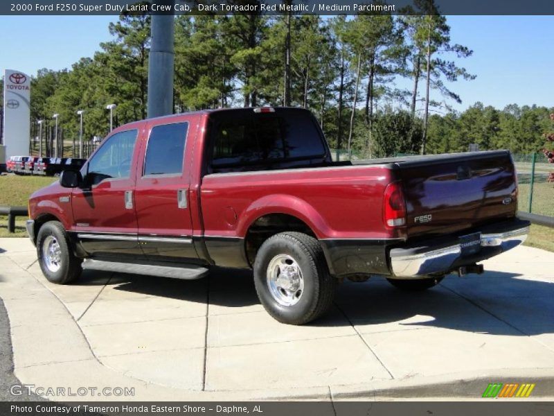 Dark Toreador Red Metallic / Medium Parchment 2000 Ford F250 Super Duty Lariat Crew Cab