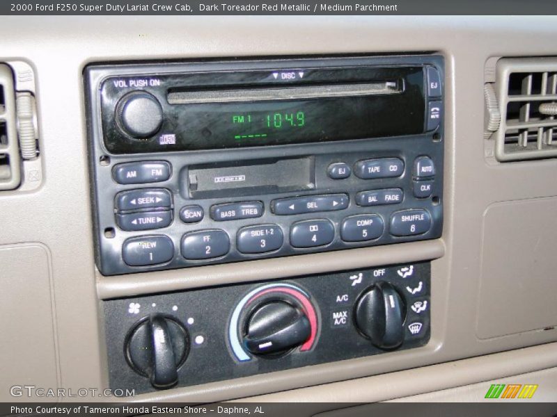 Dark Toreador Red Metallic / Medium Parchment 2000 Ford F250 Super Duty Lariat Crew Cab