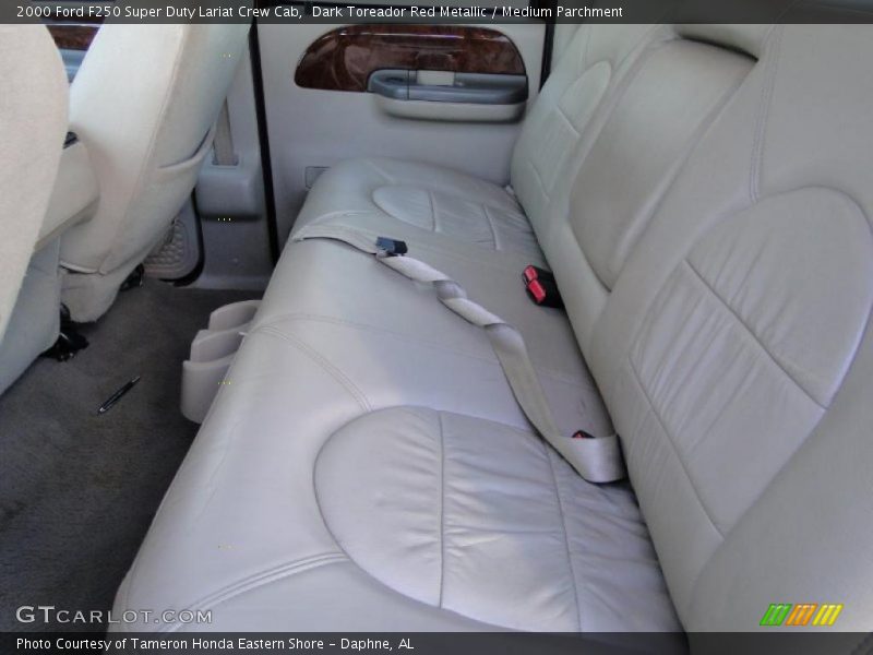 Dark Toreador Red Metallic / Medium Parchment 2000 Ford F250 Super Duty Lariat Crew Cab