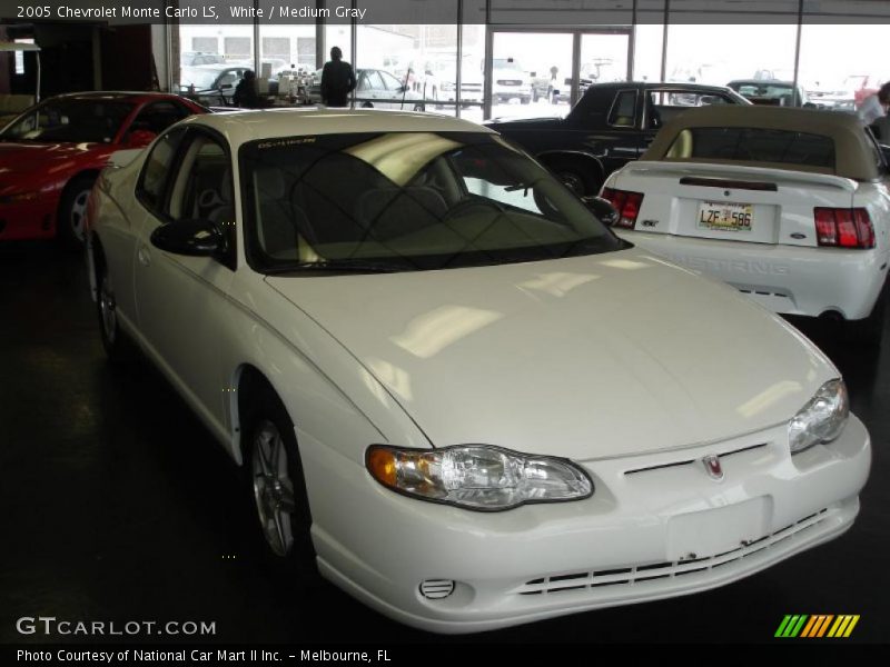 White / Medium Gray 2005 Chevrolet Monte Carlo LS