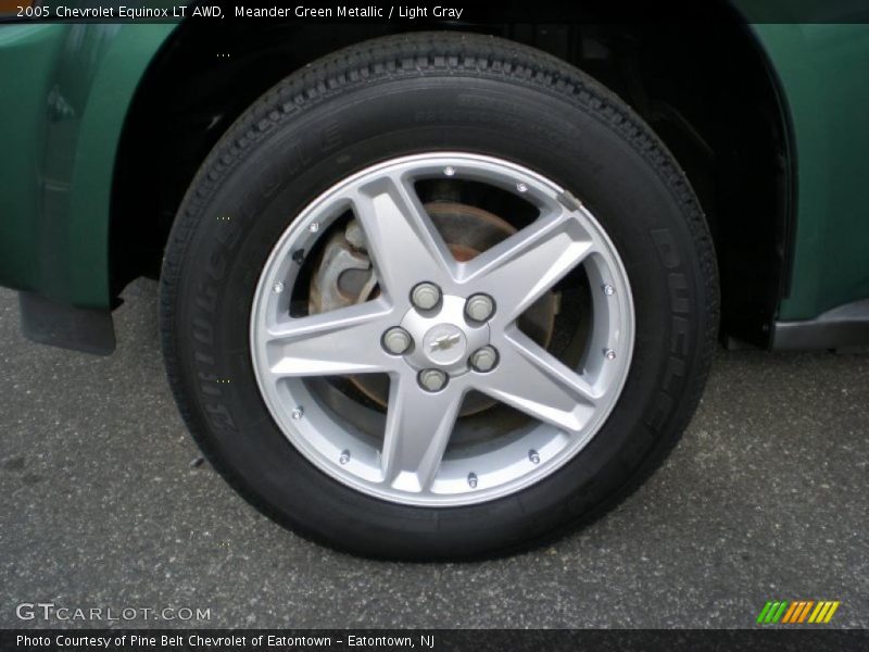 Meander Green Metallic / Light Gray 2005 Chevrolet Equinox LT AWD