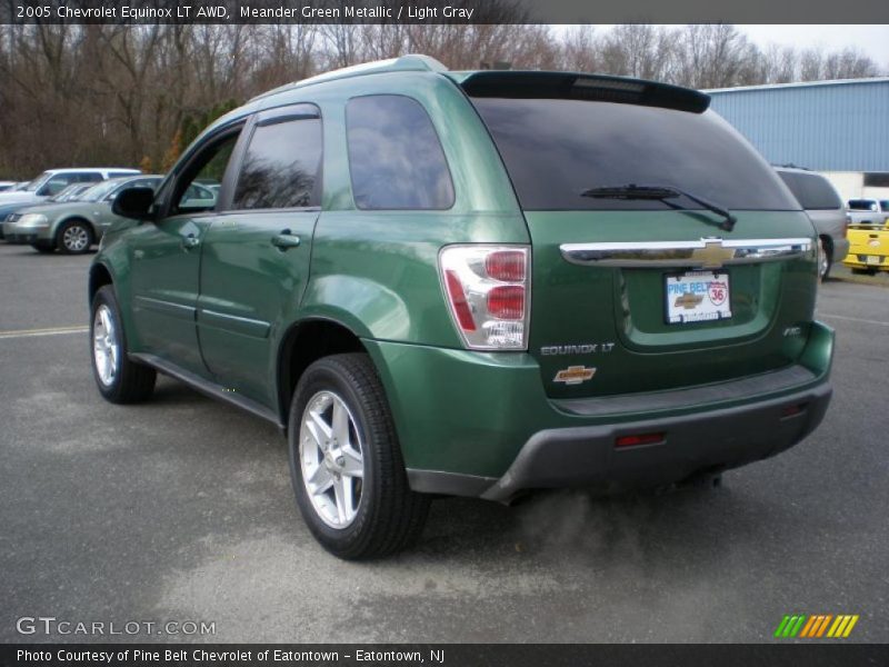 Meander Green Metallic / Light Gray 2005 Chevrolet Equinox LT AWD