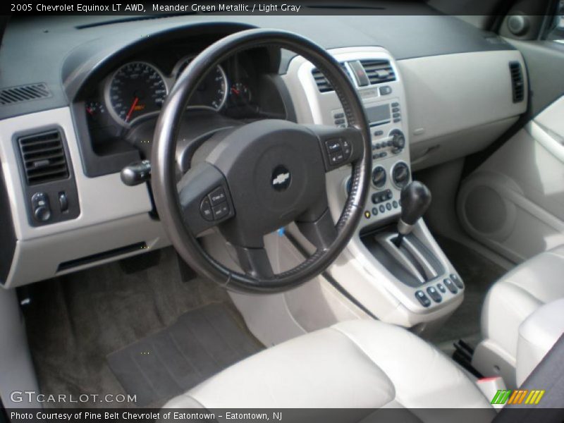 Meander Green Metallic / Light Gray 2005 Chevrolet Equinox LT AWD