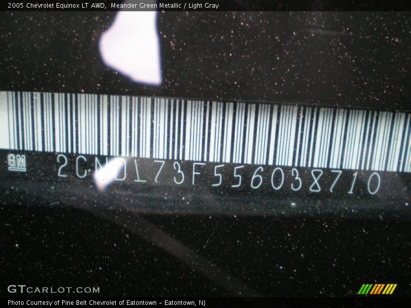 Meander Green Metallic / Light Gray 2005 Chevrolet Equinox LT AWD