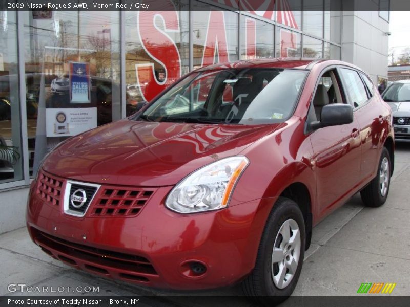 Venom Red / Gray 2009 Nissan Rogue S AWD