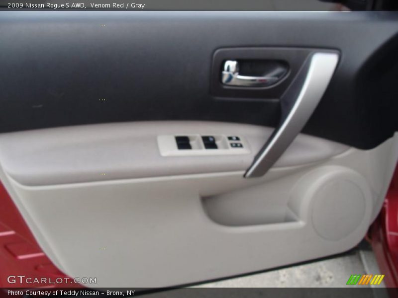 Venom Red / Gray 2009 Nissan Rogue S AWD