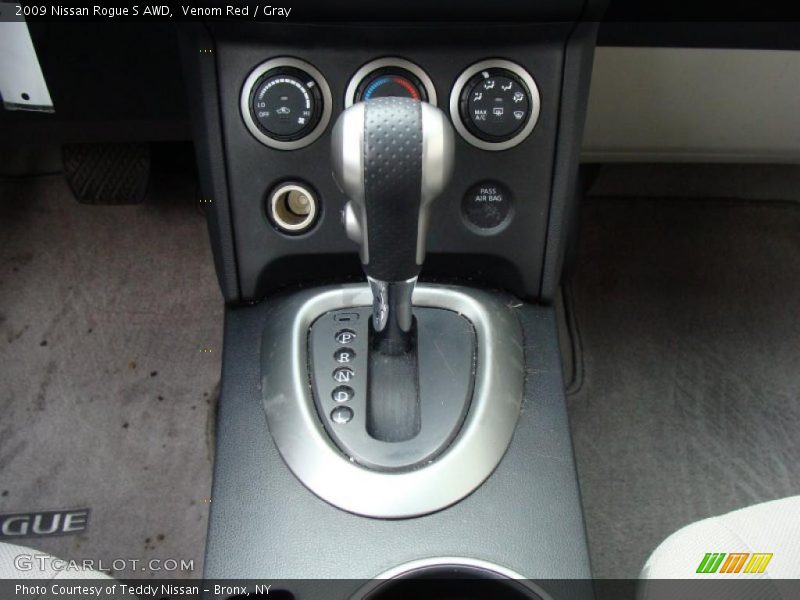 Venom Red / Gray 2009 Nissan Rogue S AWD